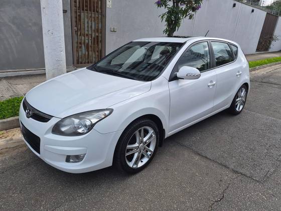 HYUNDAI I30 2.0 MPFI GLS 16V GASOLINA 4P AUTOMÁTICO